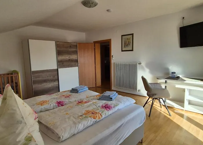 Apartament Pirker *